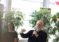 Rama mbledh pensionistët pasi u dha 50 mijë lekë shpërblim për të sulmuar protestat