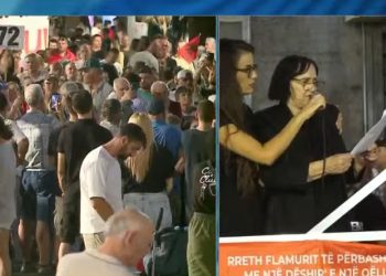 U egzekutua në Kukës nga diktatura më 10 gusht, e shoqja e Havzi Nelës flet nga podiumi i protestës