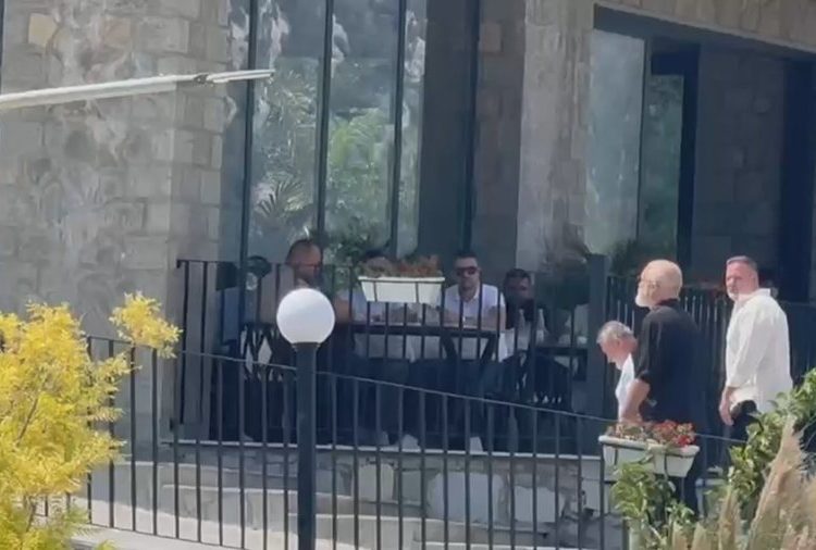 Rama ndërpret pushimet, mbledh socialistët në Kuç për ndarjen e re territoriale