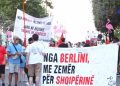 DITA 76/ Nga Gjermania në protestë: Politologia kërkon një Shqipëri të re