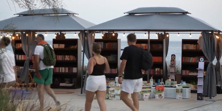 Green Coast organizon për të pestin vit Panairin e Librit