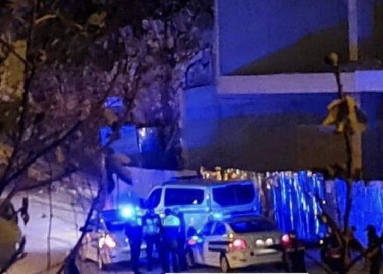 KSAMIL/ Qëllohet për vdekje turisti 20-vjeçar francez. Detajet e policisë dhe emrat