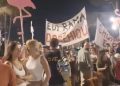 DITA 80/ “Arrestoni Ramën, arrestoni Ballukun”, protestuesit marshojnë në Tiranë