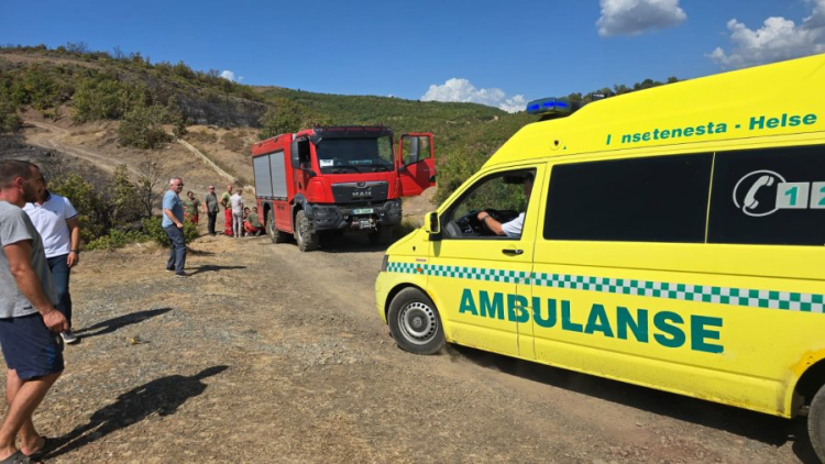 Plagoset efektivi i Forcave të Armatosura në Mirditë, transportohet me helikopter drejt Tiranës