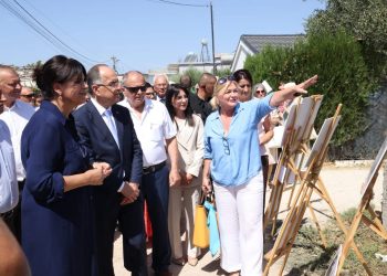 AIDSSH në turin e vendeve të internimit në Lushnjë, Sula: Tranzicioni u soll me hipokrizi ndaj të përndjekurve