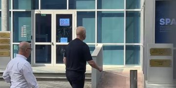 Igli Tare në SPAK për komunikimin e akuzës, shoqërohet nga avokati