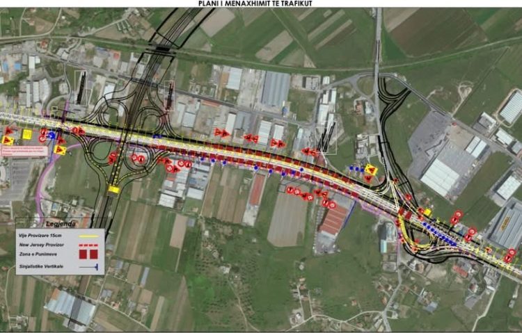 Punime në mbikalimin e Kasharit, bllokim i trafikut në aksin Tiranë-Durrës për 3 netë
