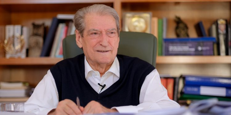 Reagimi i Berishës: “Pasqyrë Albania”, Diella e re shumë milionëshe!