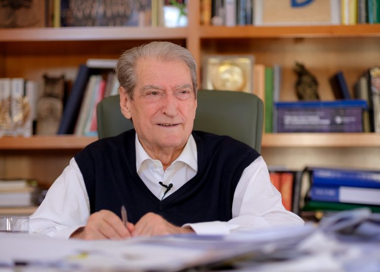 Reagimi i Berishës: “Pasqyrë Albania”, Diella e re shumë milionëshe!
