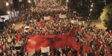 DITA 105/ Shtohen thirrjet për përshkallëzim të protestës