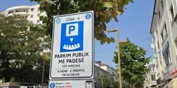 Parkimi në Durrës, deri në 17,600 lekë në muaj për ata që punojnë në qendër